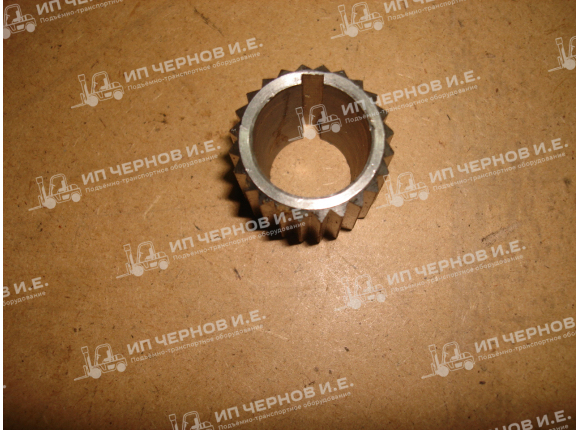 Втулка зубч. А54Х/С72Х/С80Х/А25Х/ 1661 33 10 06 00 02