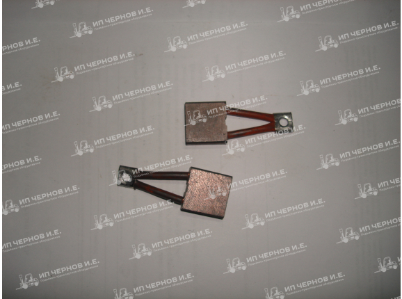 Щетка М114 334251 26610 33 00