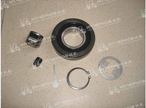 Ролик мачты 100х45х26 в сборе 10-18  Х15М300