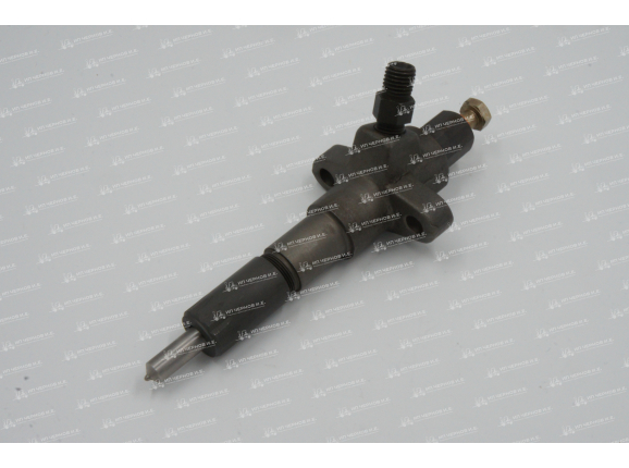 Форсунка Isuzu 6BG1/FD50-100Z8  Z-1-15300-375-0