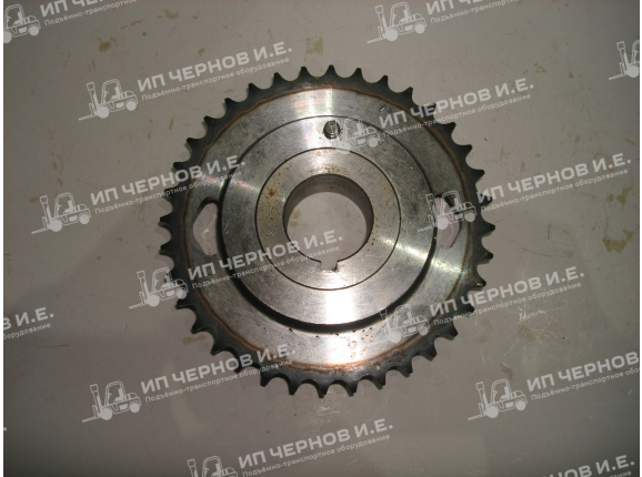 Звездочка ГРМ Toyota 4Y (7-8FG) (распредвал одноряд)  13523-78153-71,13523-78152-71,13523-7815