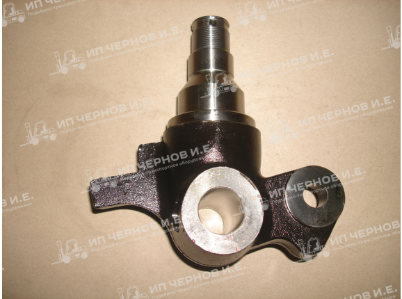 Кулак поворотный левый Komatsu FD15~18-20,21 3EA-24-52221