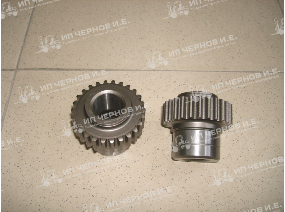 Шестерня цепи насоса на коленвал Toyota 4Y 13522-78151-71