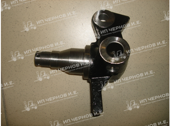 Кулак поворотный левый Komatsu FD20~30-17 3EB-24-51222