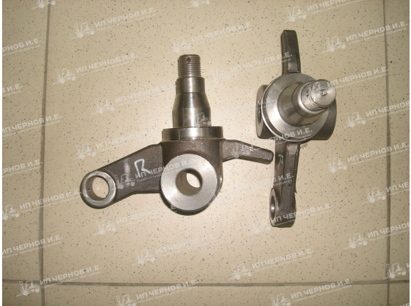 Кулак поворотный правый HELI CPCD10-18 H12C4-30301