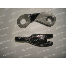 Серьга рулевая LH Toyota 7FD10~25, 7FD30 43752-23320-71