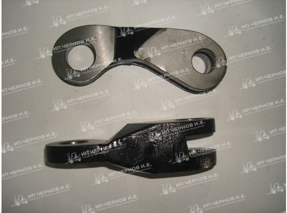 Серьга рулевая RH Toyota 7FD10~25, 7FD30 43751-23320-71