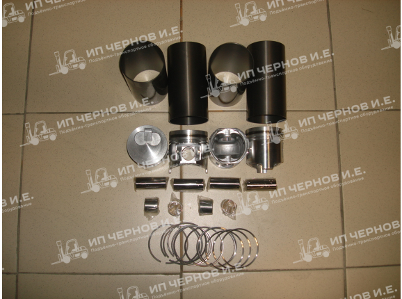 Комплект на двигатель (гильза, поршень, палец, кольца) YANMAR 4D94LE