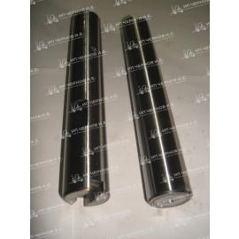 Ось 180х28 кулака RH KOMATSU FD20-30- 16 серия