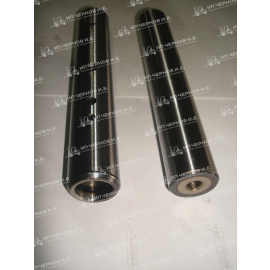 Ось 185х30 кулака RH Mitsubishi FD20-30N Nissan L02