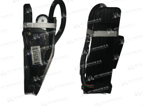 Акселератор Komatsu FB10-25-12