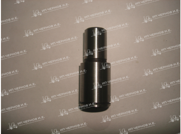 Ось паразитной шестерни масл.насоса Д3900 В 32716117