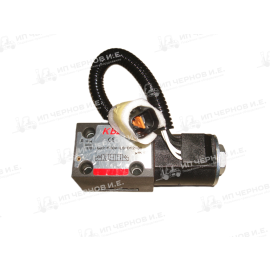 Соленоид управления АКПП TCM FD10~18T13,FG10~18T13,FD20~30T3,FG20~30T3 Kom. FD10~30-12/-14/-15/-16 	12N53-82551, 12N53-82552, DC71G3010000, DC71G30100