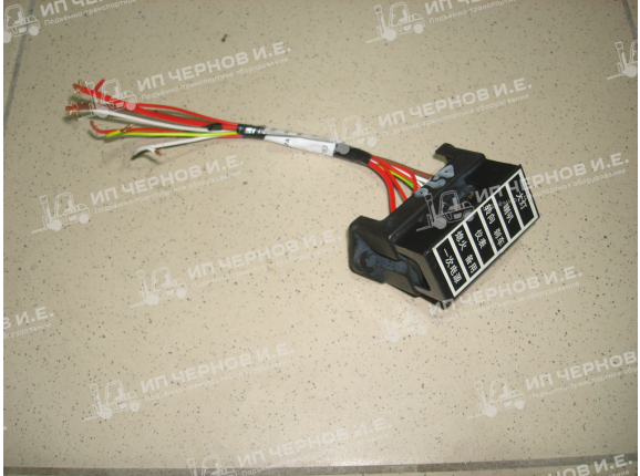 Блок предохранителей FD15-35