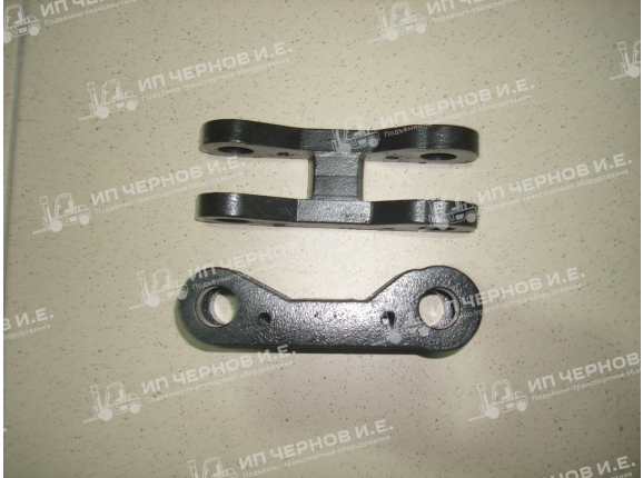 Серьга рулевая LH/RH D-20/D-20 22N54-32352