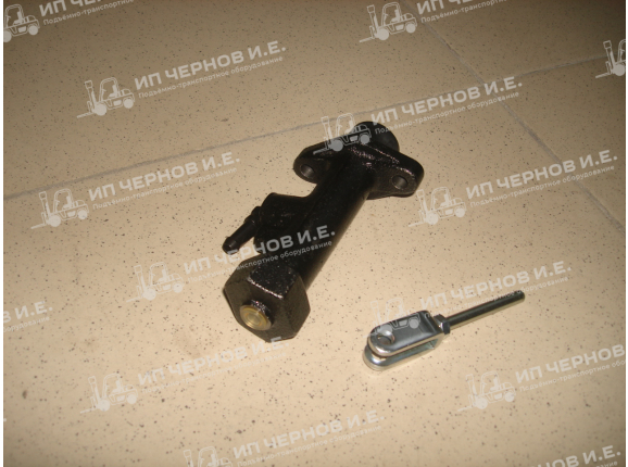 Главный тормозной цилиндр TCM FD30Z2