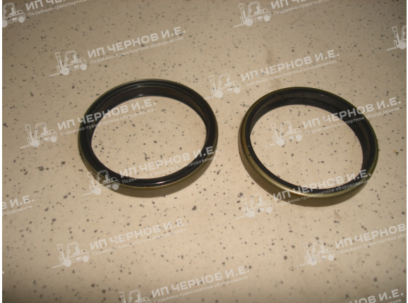 Сальник (пыльник) оси кулака 52х45х7/8 TCM FD50-100Z7, Z8