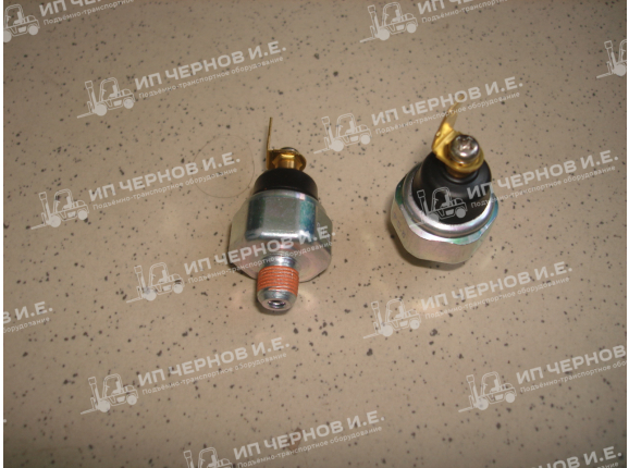 Датчик давления масла DB33