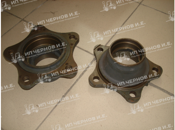 Ступица управляемого моста TCM FD35-50T8/C8/T9/C9 23814-30064