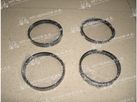 Кольца поршневые (к-т на двигатель) V2403 1A091-21050 (стандарт) 22R51-03351,1A091-2105-0