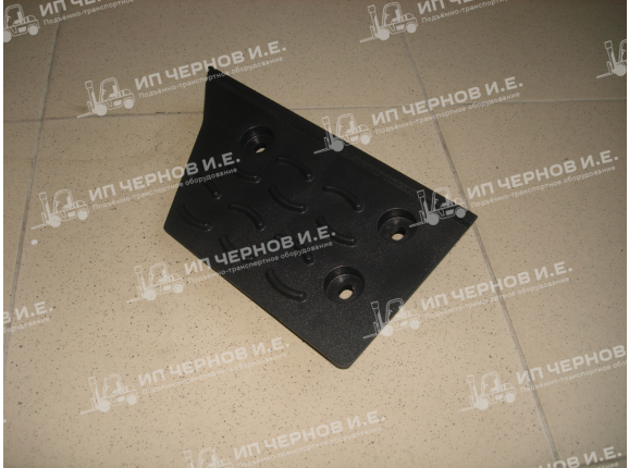 Накладка ступени LH CPCD20-35 XR310-450001-000