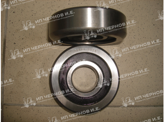 Ролик мачты 94,5х35х28 Toy. 3-5FD10~18