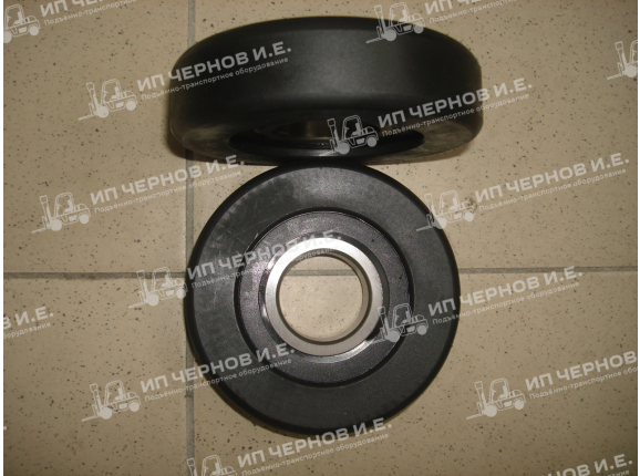 Ролик мачты 124х40х32/23 Nissan M02/J02/L02/1F2