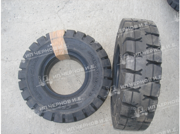 Шина массивная 6.50-10 CST C8904D