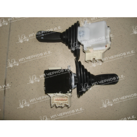 Переключатель направления движения Toyota 8FBN15-30,8FBCU20-32 Переключатель направления движения Toyota 8FBN15-30,8FBCU20-32